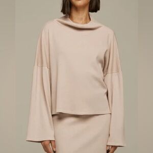 NWT LANSTON OVERSIZED TURTLENECK PULLOVER IN OAT SIZE SMALL WOMENS